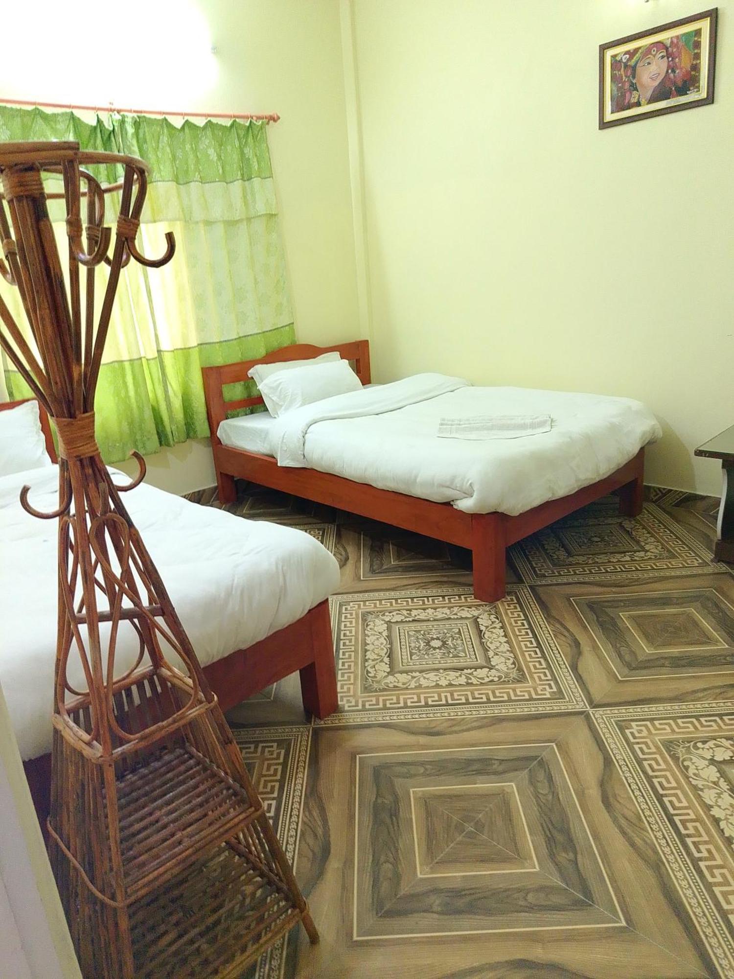 Mangal Homestay Pokhara Ngoại thất bức ảnh