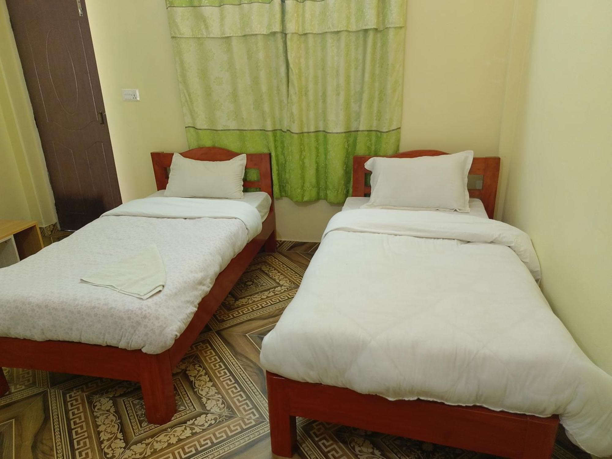 Mangal Homestay Pokhara Ngoại thất bức ảnh