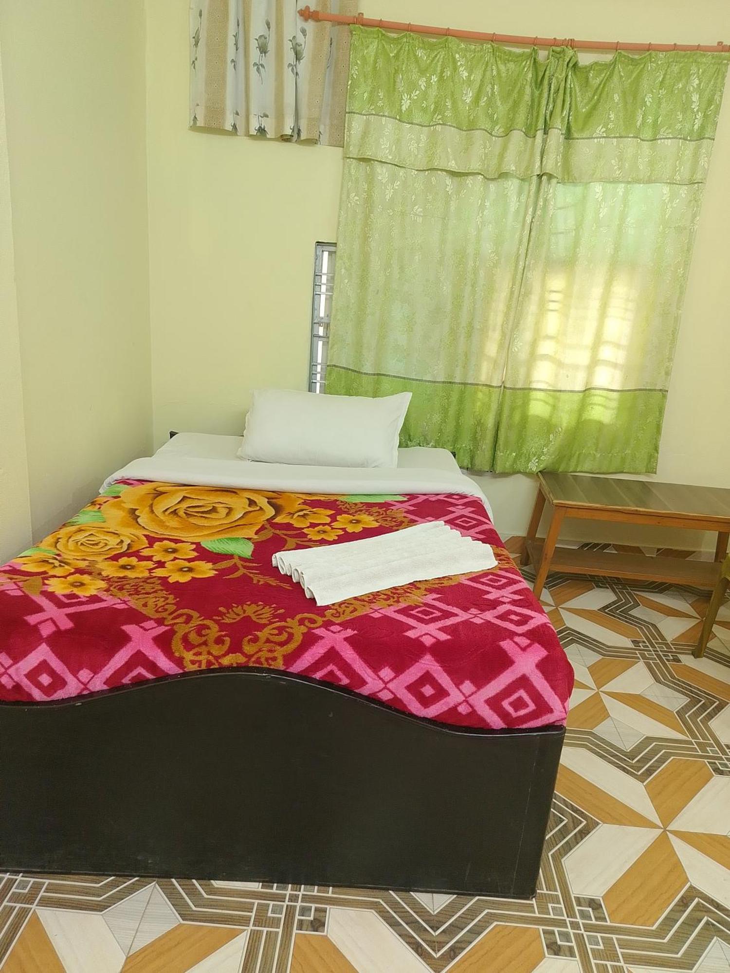 Mangal Homestay Pokhara Phòng bức ảnh