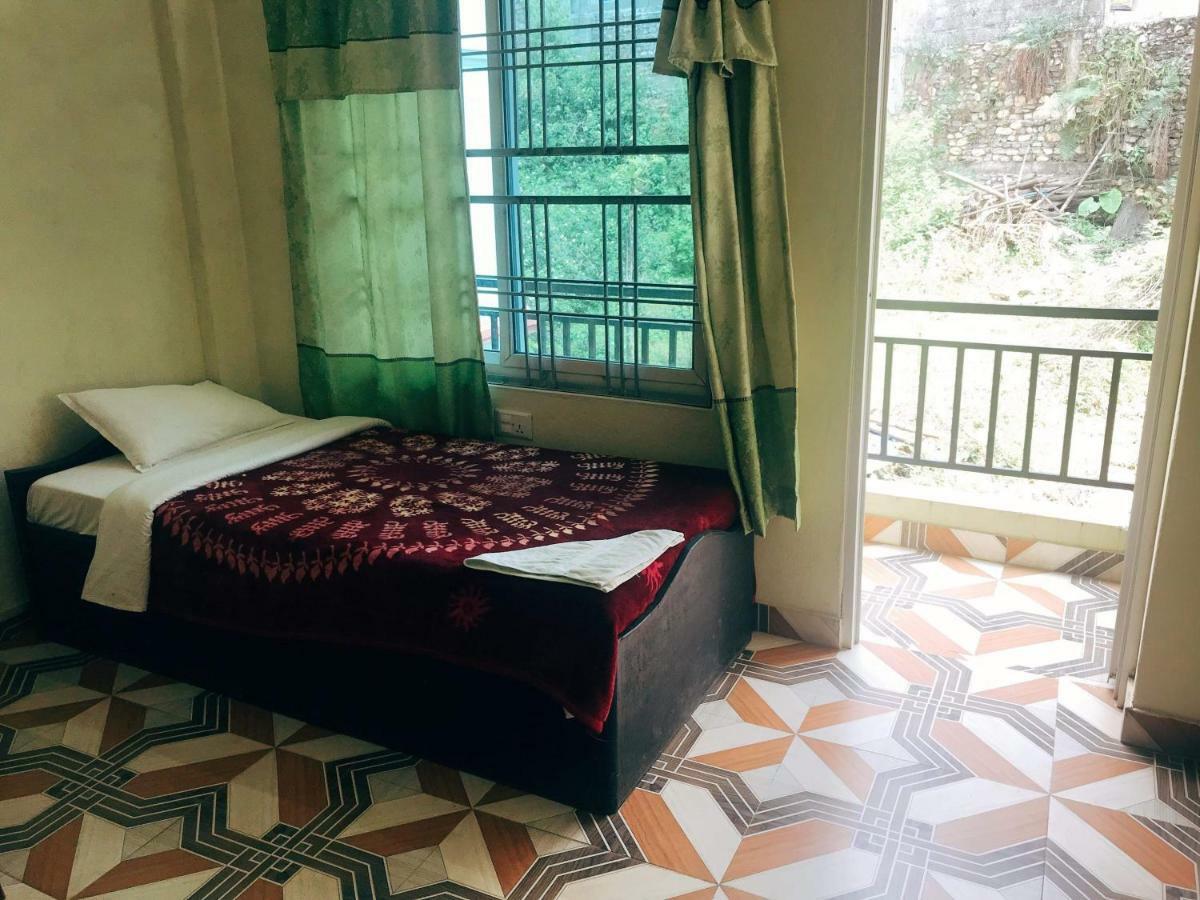 Mangal Homestay Pokhara Ngoại thất bức ảnh